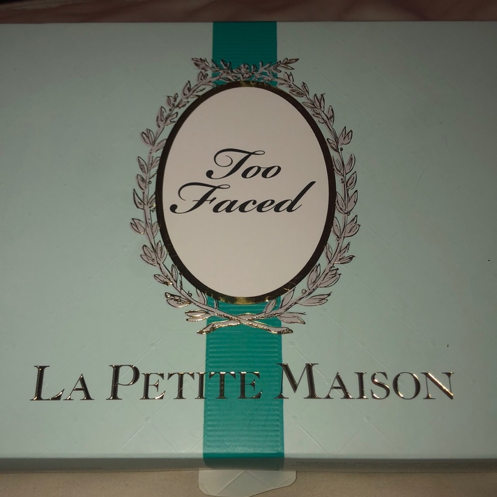TooFaced La Petite Maison LIMITEDEDITIONCollection